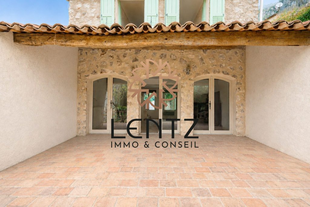 Maison 2 pièces 73 m² · à Moustiers-Sainte-Marie · 73,1 m² · 340 000 €