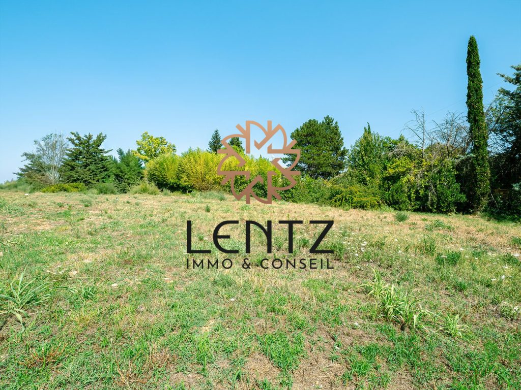 Terrain 323 m² · à Volx · 95 000 €